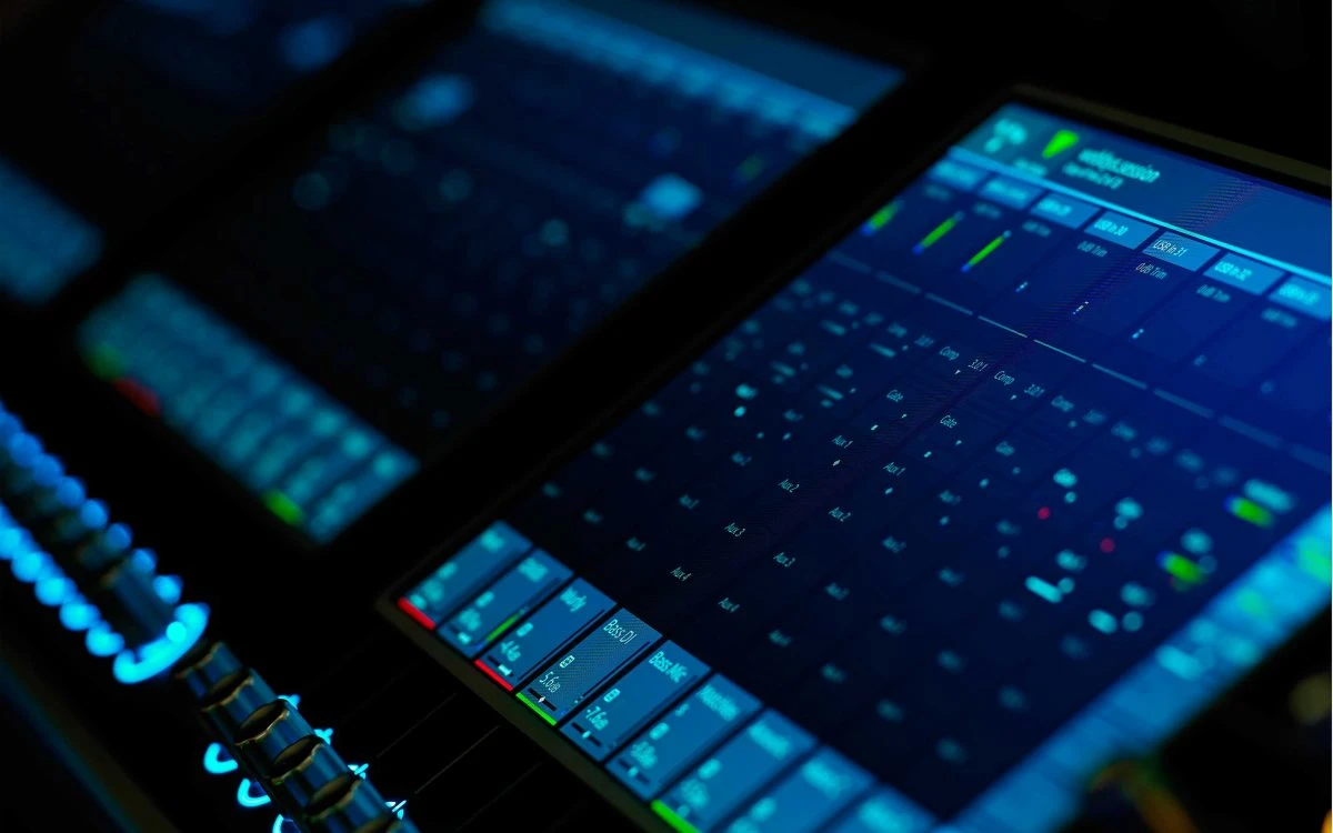 Đánh Giá Mixer DiGiCo S31: Thiết Bị Sự Kiện Âm Thanh Đỉnh Cao